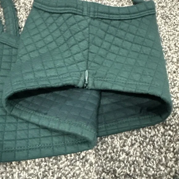 Princess Polly 2 Piece Size 6 Lounge Set Out Fit Green Crop Top Sweat Pants - Picture 10 of 10